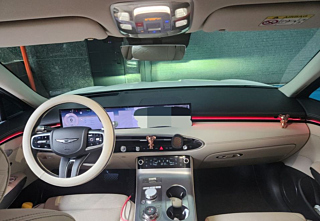 GENESIS GV70 2024