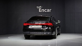 AUDI A7 4K 2020