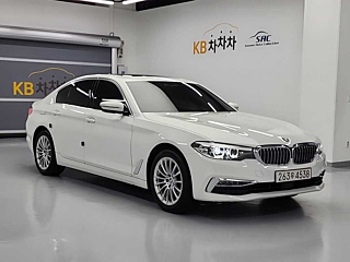 BMW 5-SERIES G30 2020