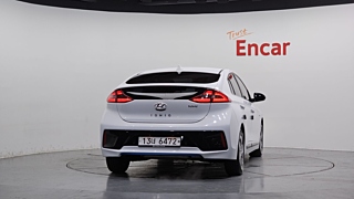 HYUNDAI IONIQ HYBRID 2017