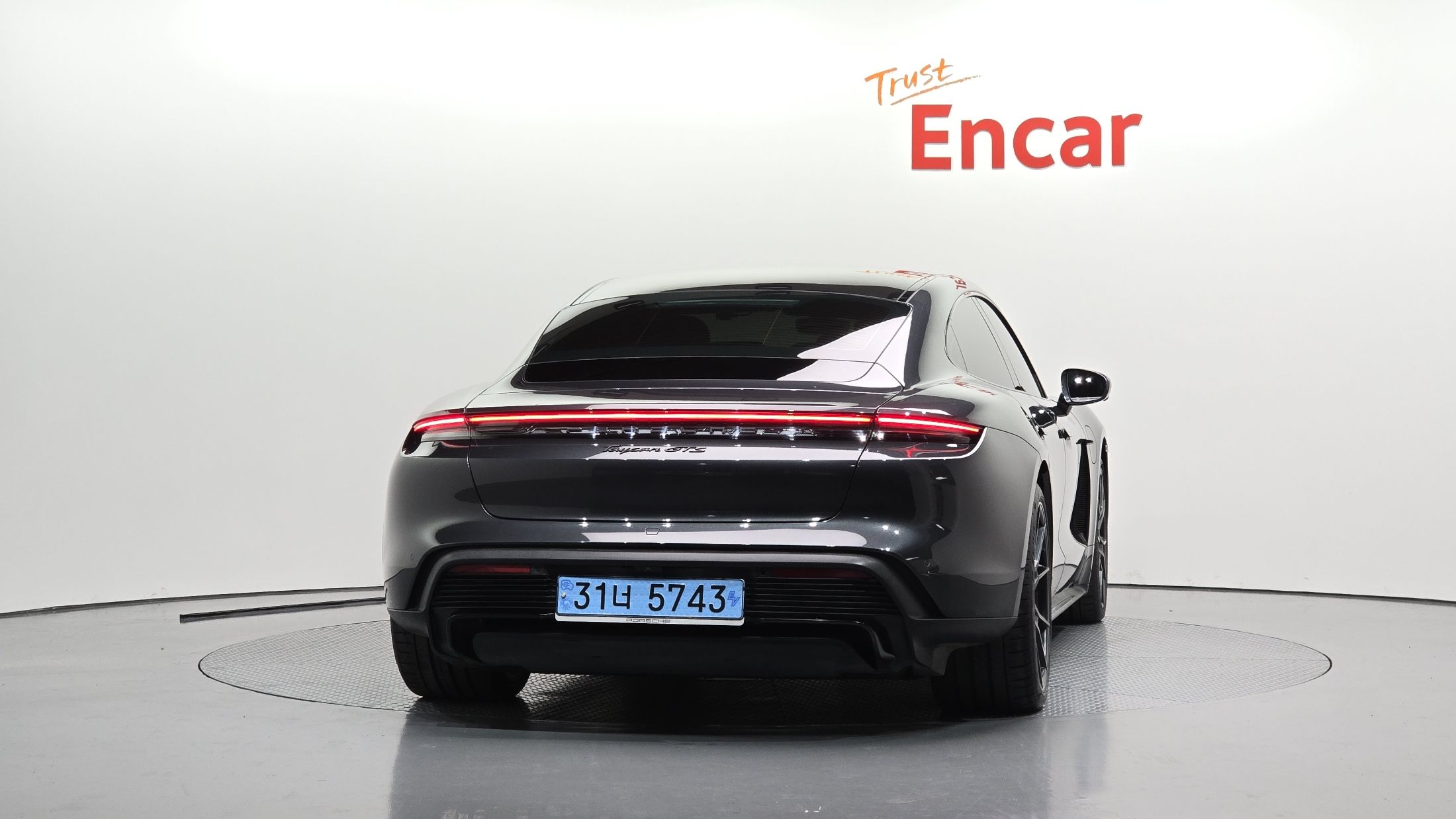 PORSCHE TAYCAN 2022