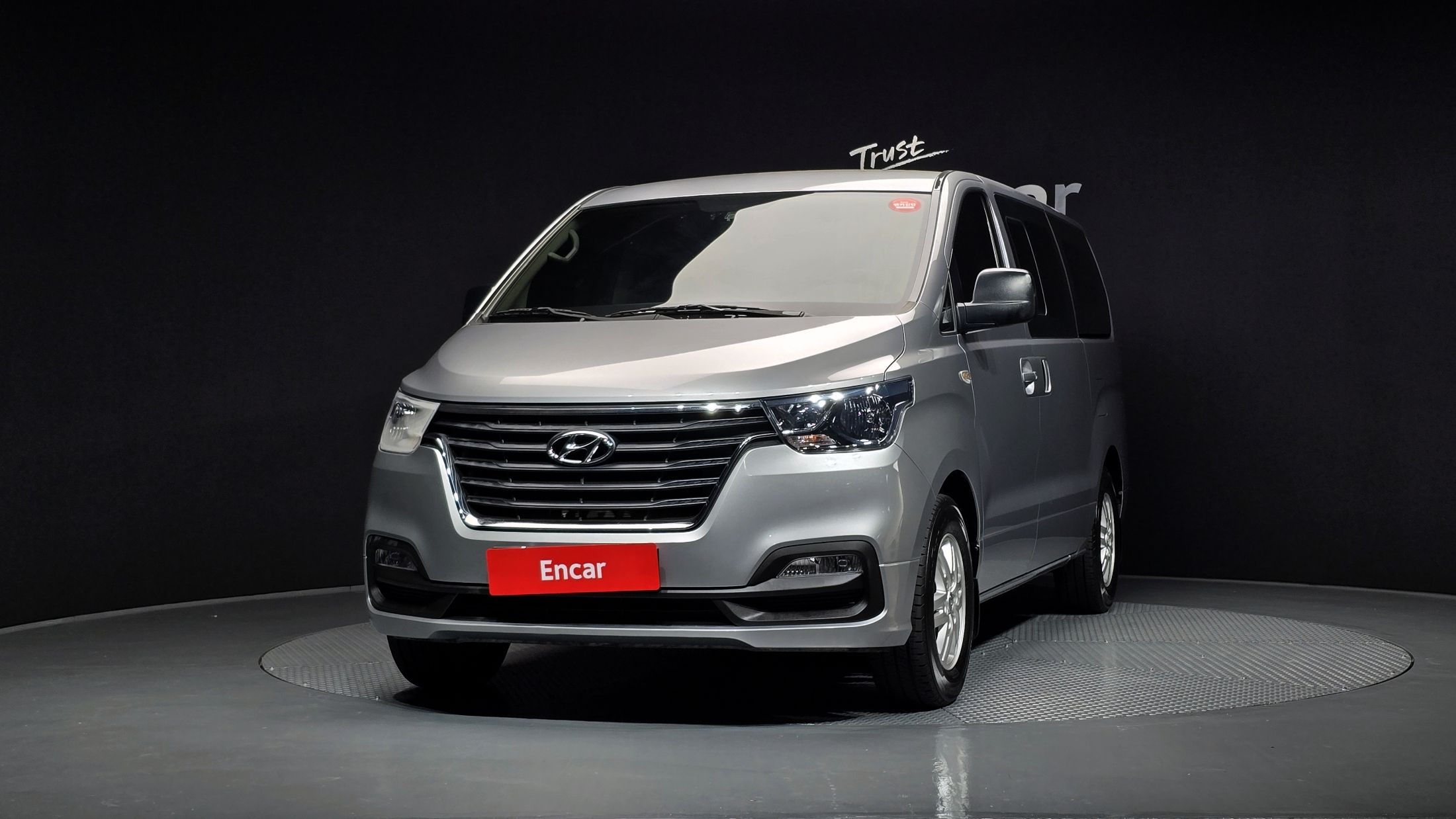 HYUNDAI STAREX GRAND 2019