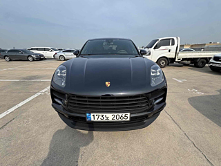 PORSCHE MACAN 2019