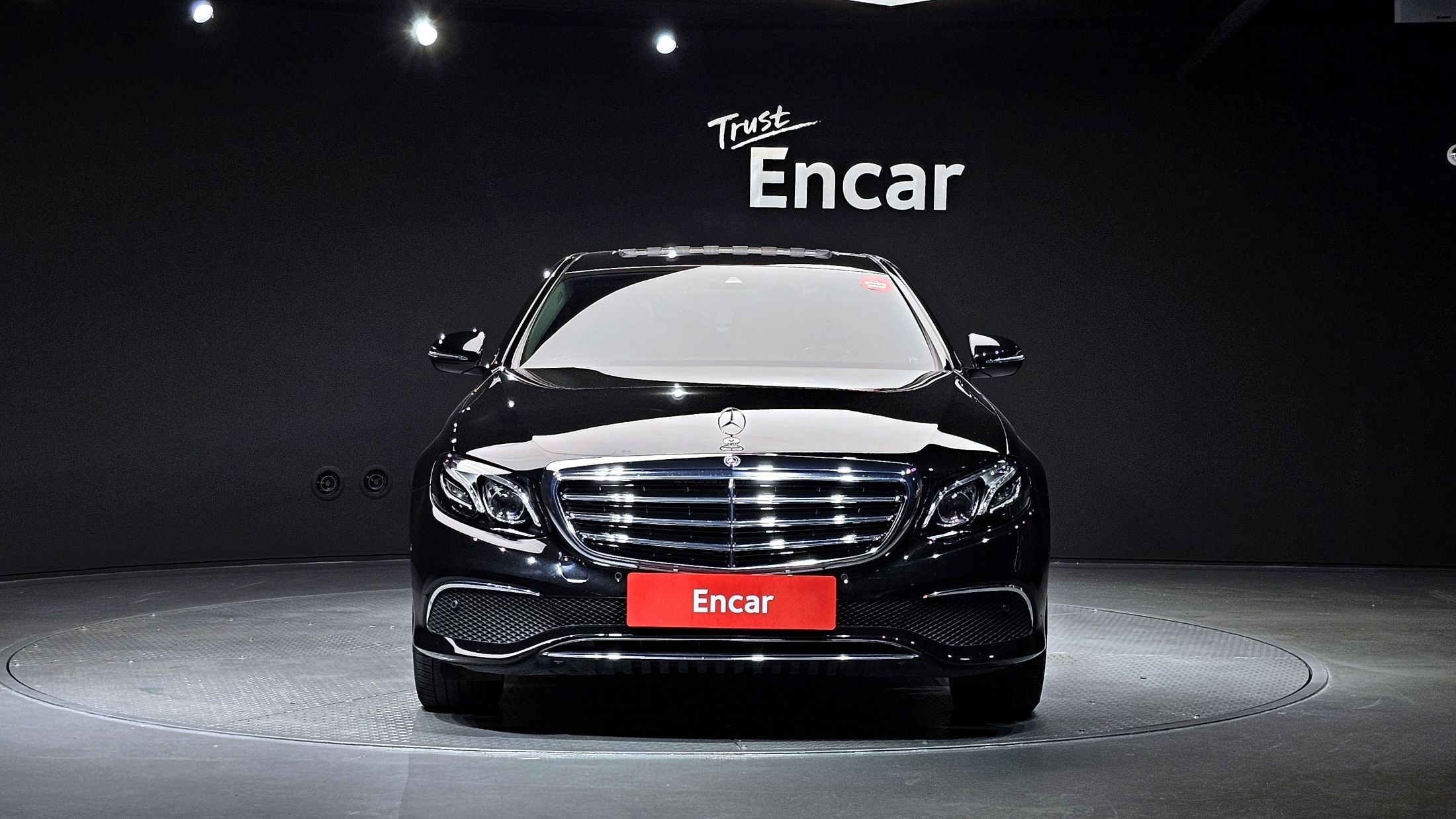 MERCEDES BENZ E-CLASS W213 2019