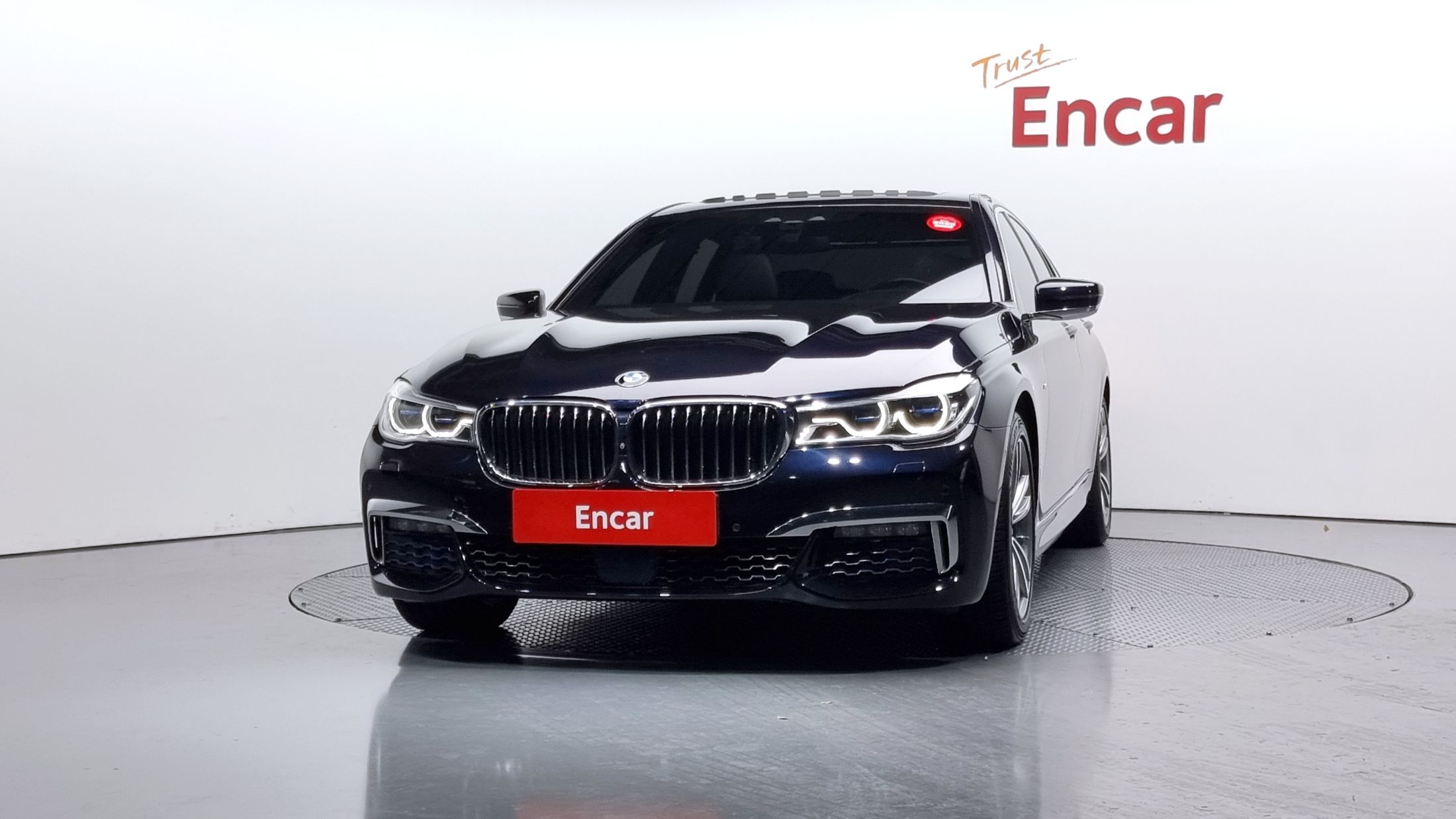 BMW 7-SERIES G11 2017