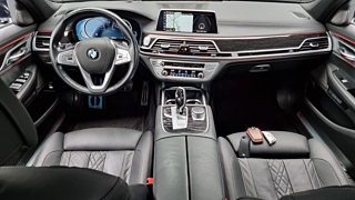BMW 7-SERIES G11 2017