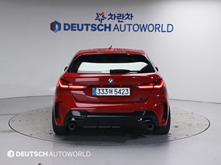 BMW 1-SERIES F40 2020