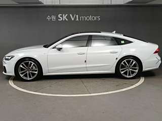 AUDI A7 4K 2020