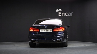 BMW 5-SERIES G30 2017