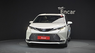 TOYOTA SIENNA 2021