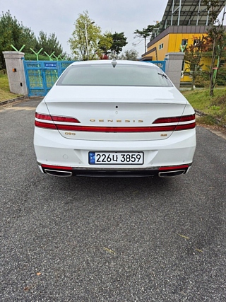 GENESIS G90 2020