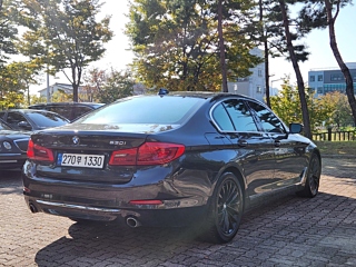 BMW 5-SERIES G30 2019