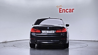 BMW 5-SERIES G30 2018