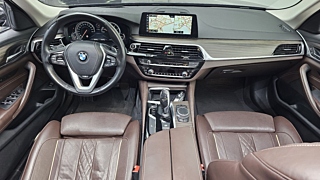 BMW 5-SERIES G30 2018