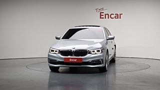 BMW 5-SERIES G30 2020