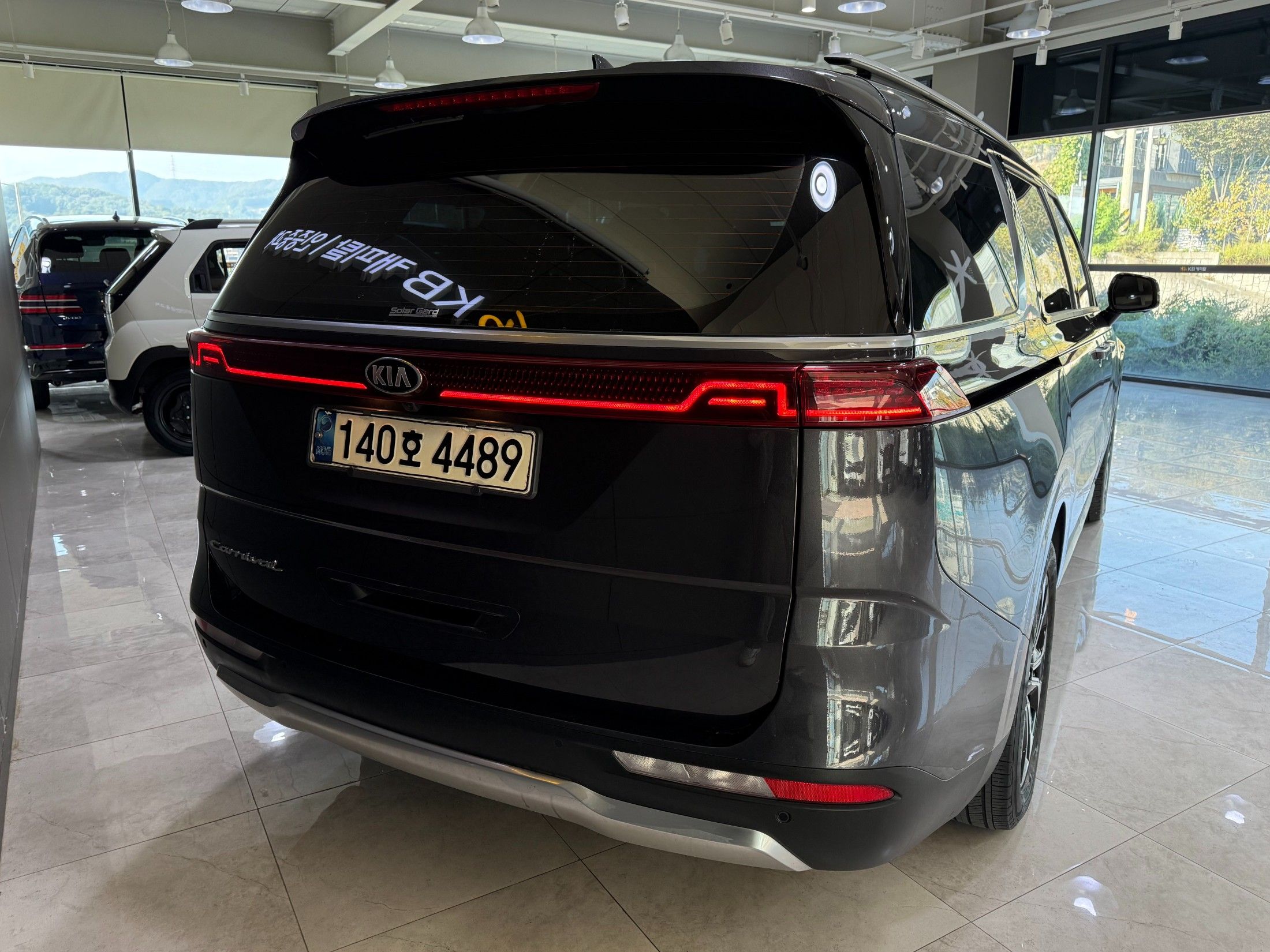 KIA CARNIVAL 2020