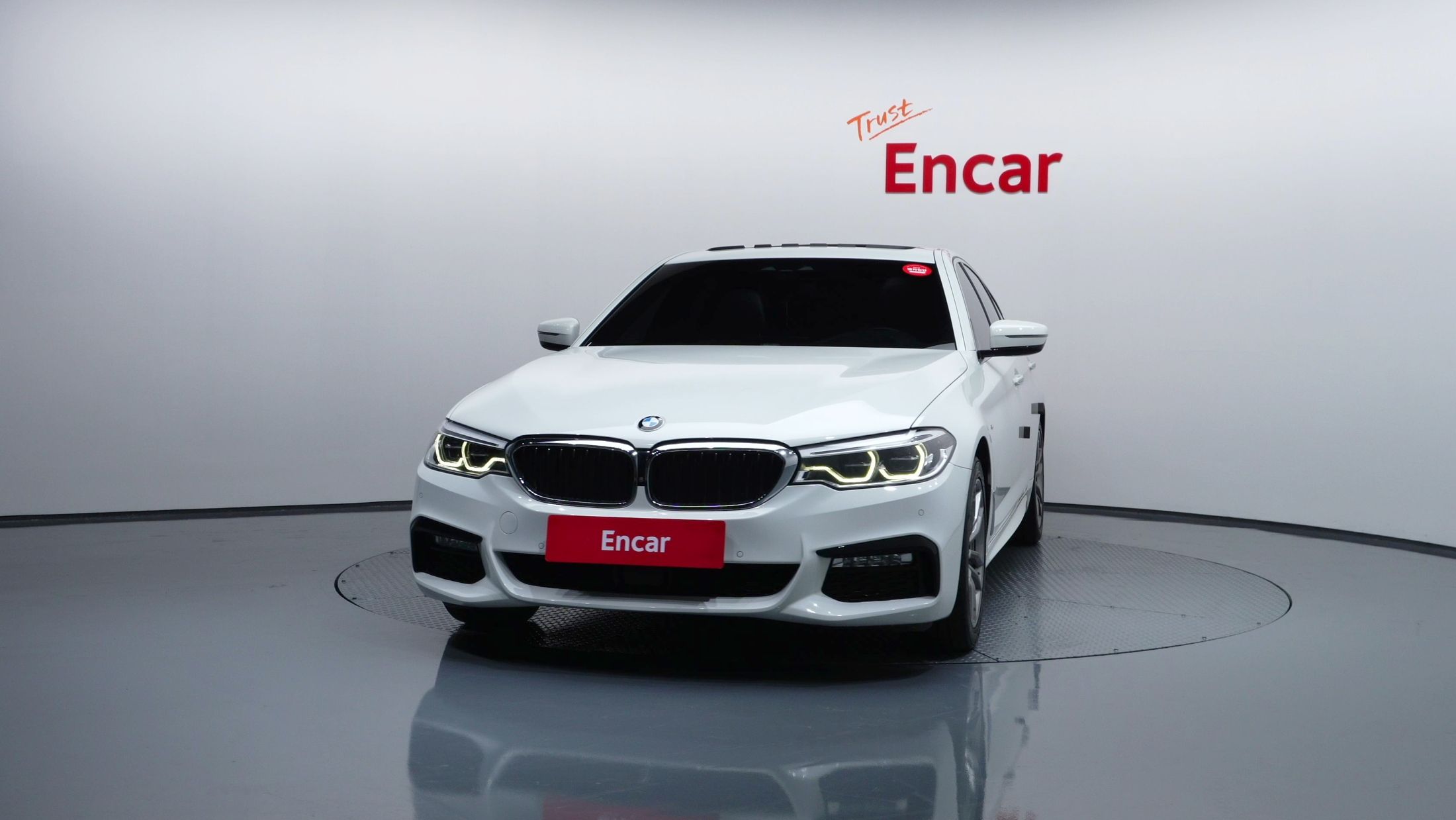 BMW 5-SERIES G30 2017