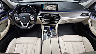 BMW 5-SERIES G30 2020