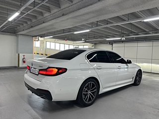 BMW 5-SERIES G30 2022