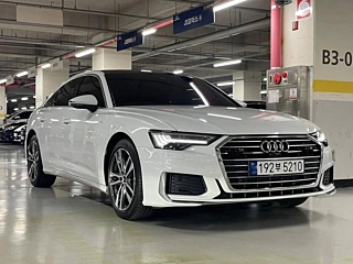 AUDI A6 C8 2023