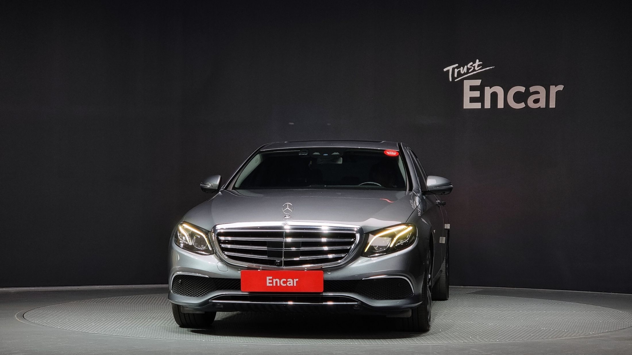 MERCEDES BENZ E-CLASS W213 2020