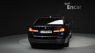 BMW 5-SERIES G30 2021