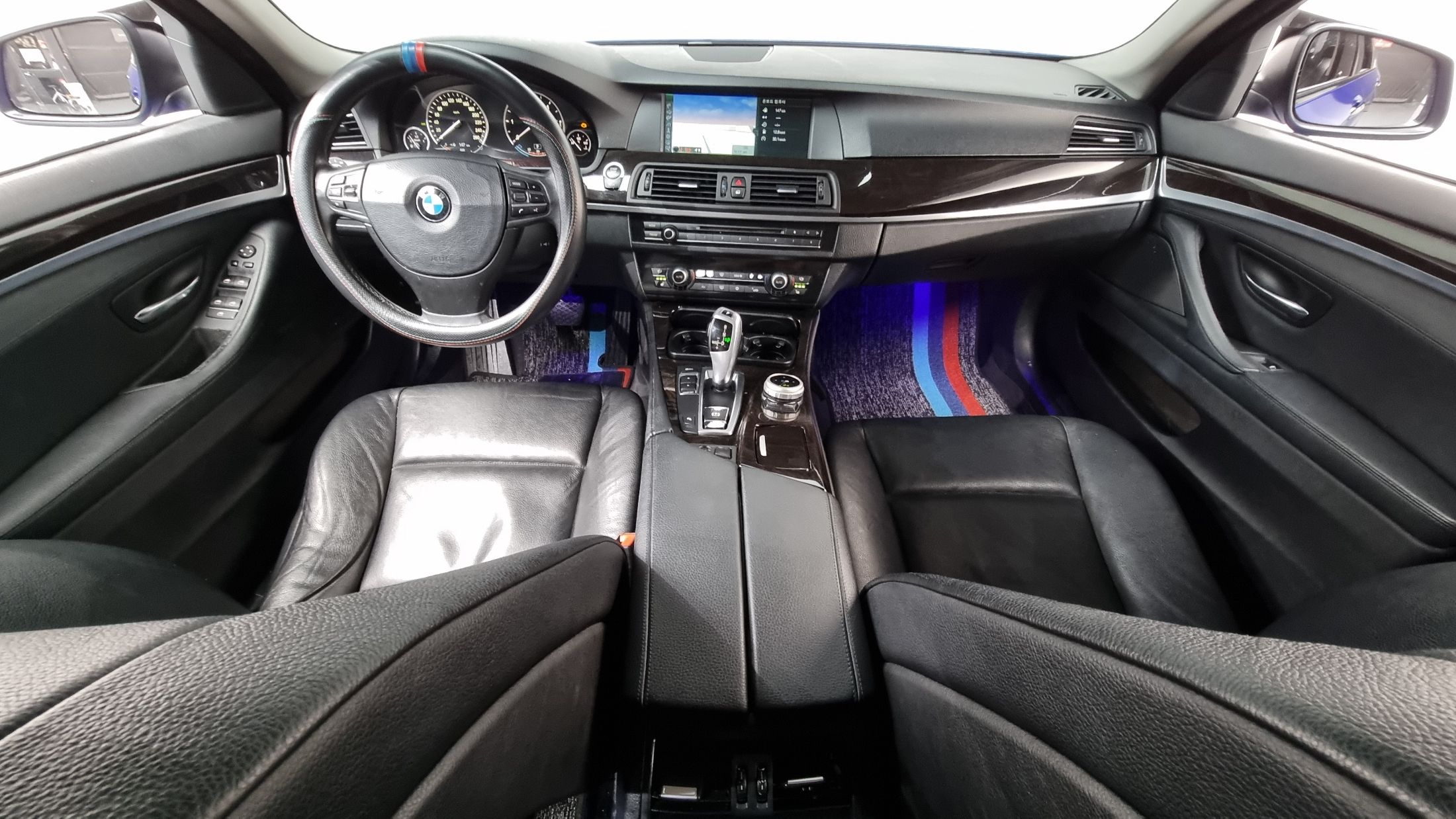 BMW 5-SERIES F10 2012