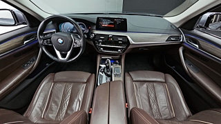 BMW 5-SERIES G30 2018