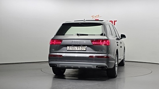 AUDI Q7 4M 2016