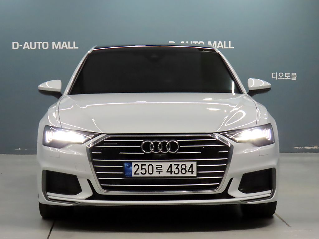 AUDI A6 C8 2023