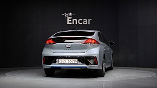 HYUNDAI IONIQ HYBRID 2017