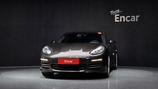 PORSCHE PANAMERA 2015