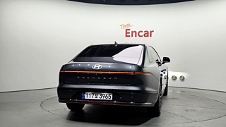 HYUNDAI GRANDEUR HYBRID GN7 2023