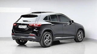 MERCEDES BENZ GLA-CLASS H247 2020