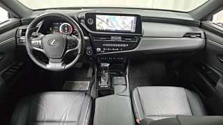 LEXUS ES300H 2022
