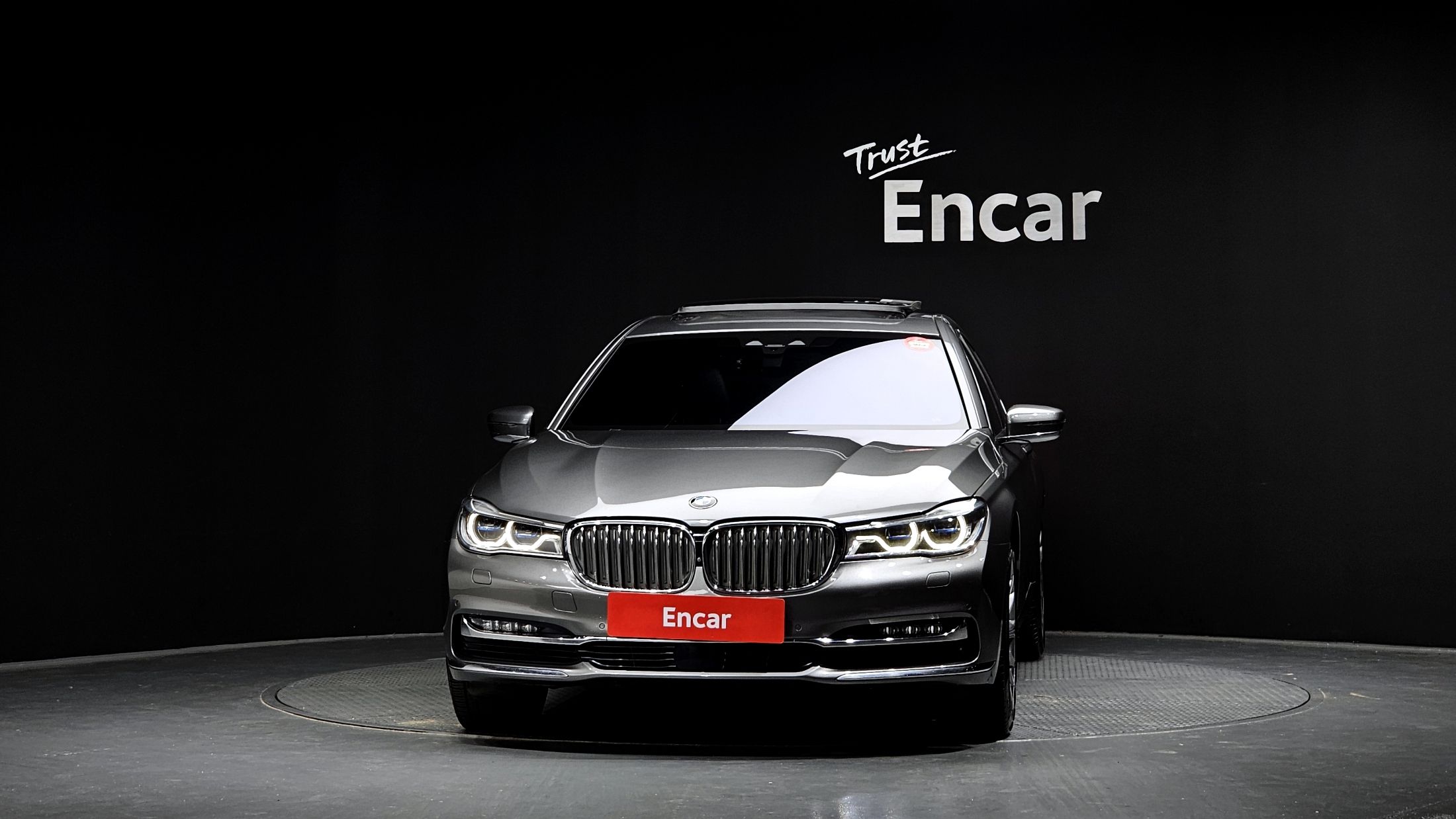 BMW 7-SERIES G11 2017