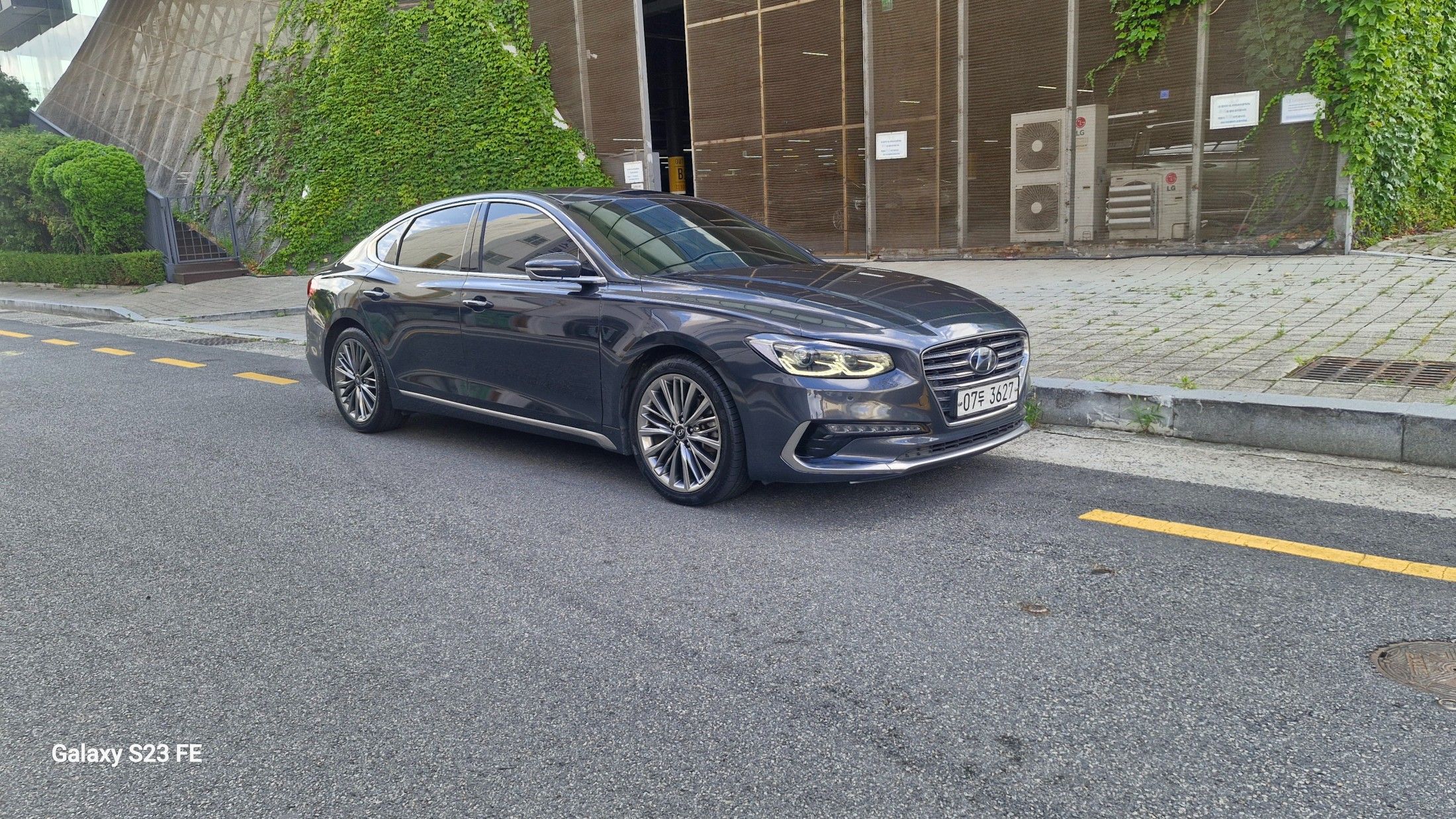 HYUNDAI GRANDEUR IG 2017