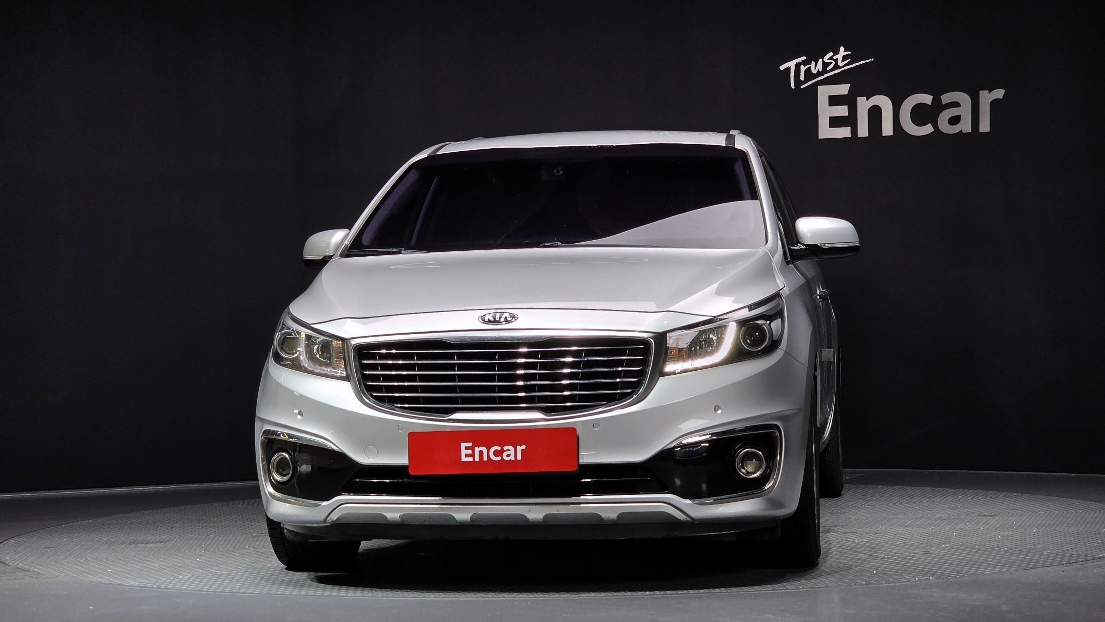 KIA CARNIVAL 2017