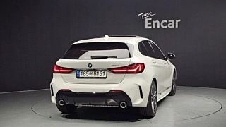 BMW 1-SERIES F40 2021