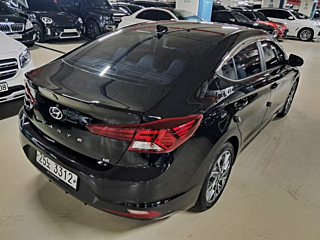 HYUNDAI AVANTE AD 2018