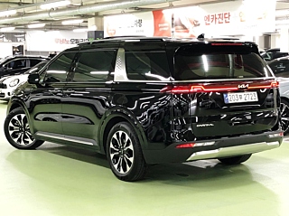 KIA CARNIVAL 2023