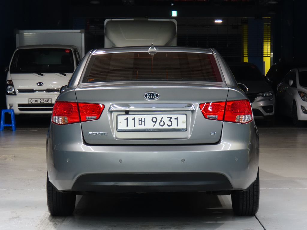 KIA PORTE 2010