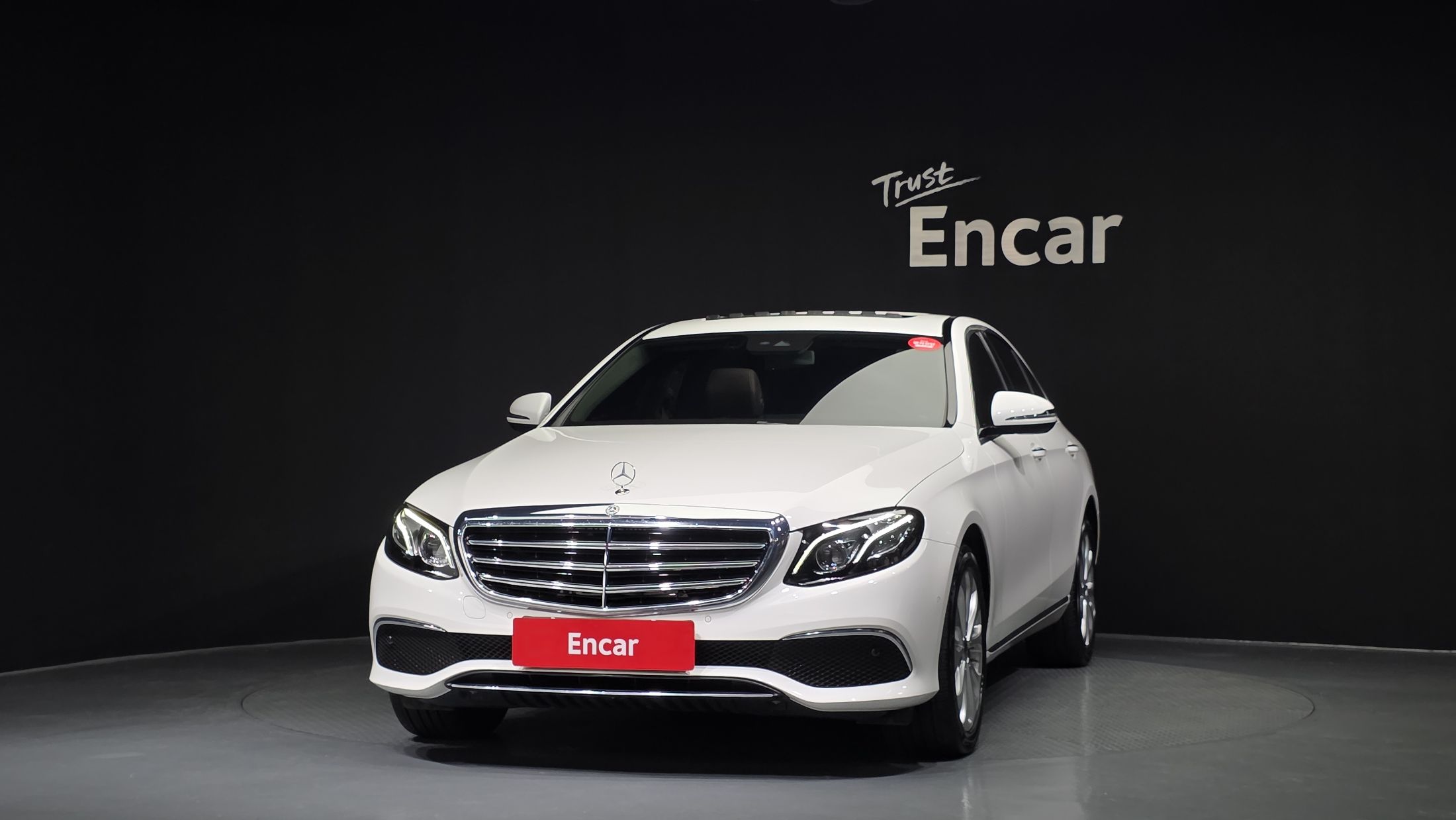 MERCEDES BENZ E-CLASS W213 2020