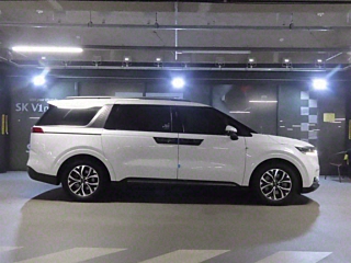KIA CARNIVAL 2023
