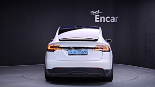 TESLA MODEL X 2023
