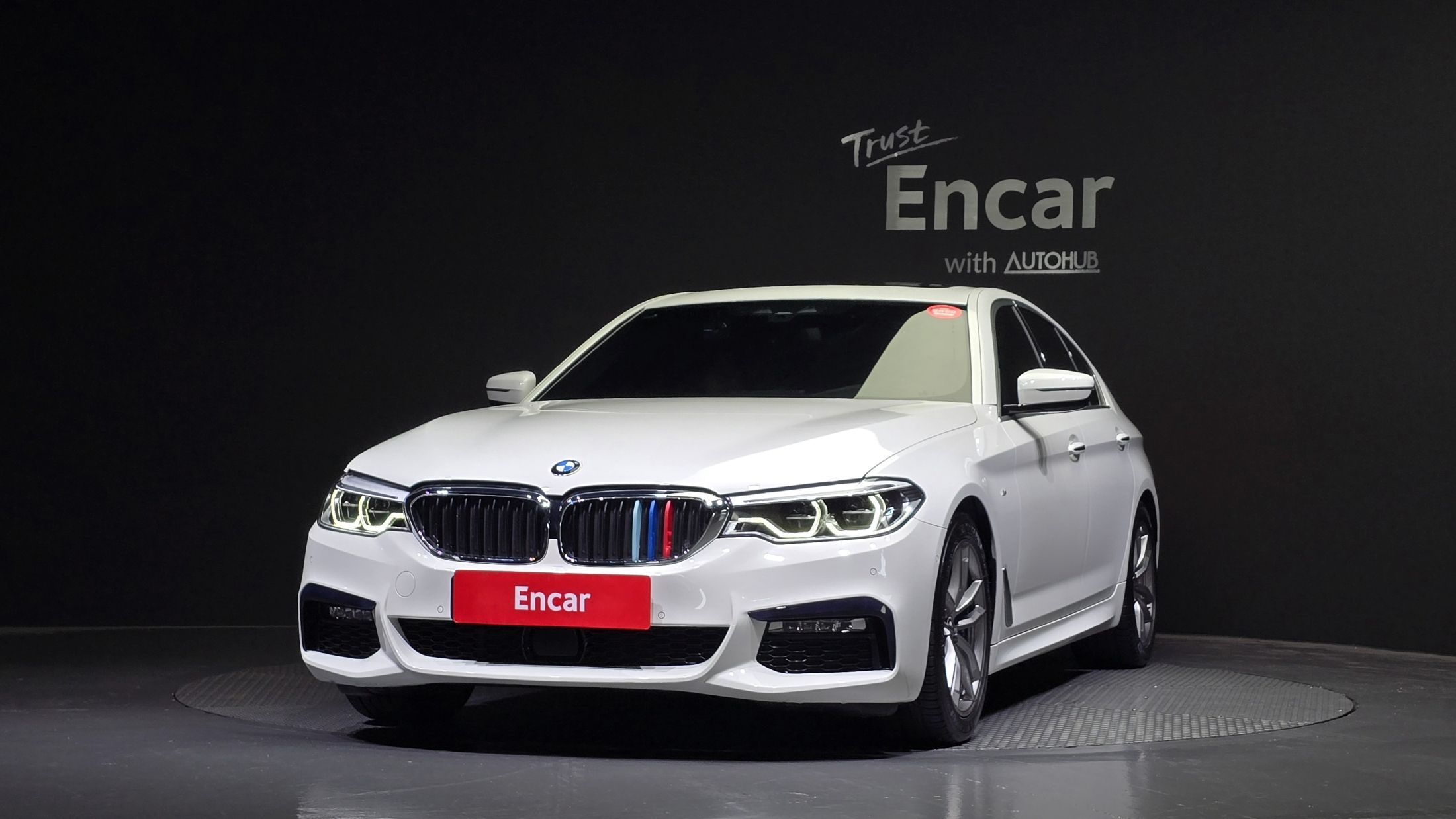 BMW 5-SERIES G30 2018