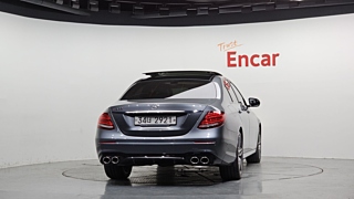 MERCEDES BENZ E-CLASS W213 2017