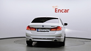 BMW 5-SERIES G30 2020