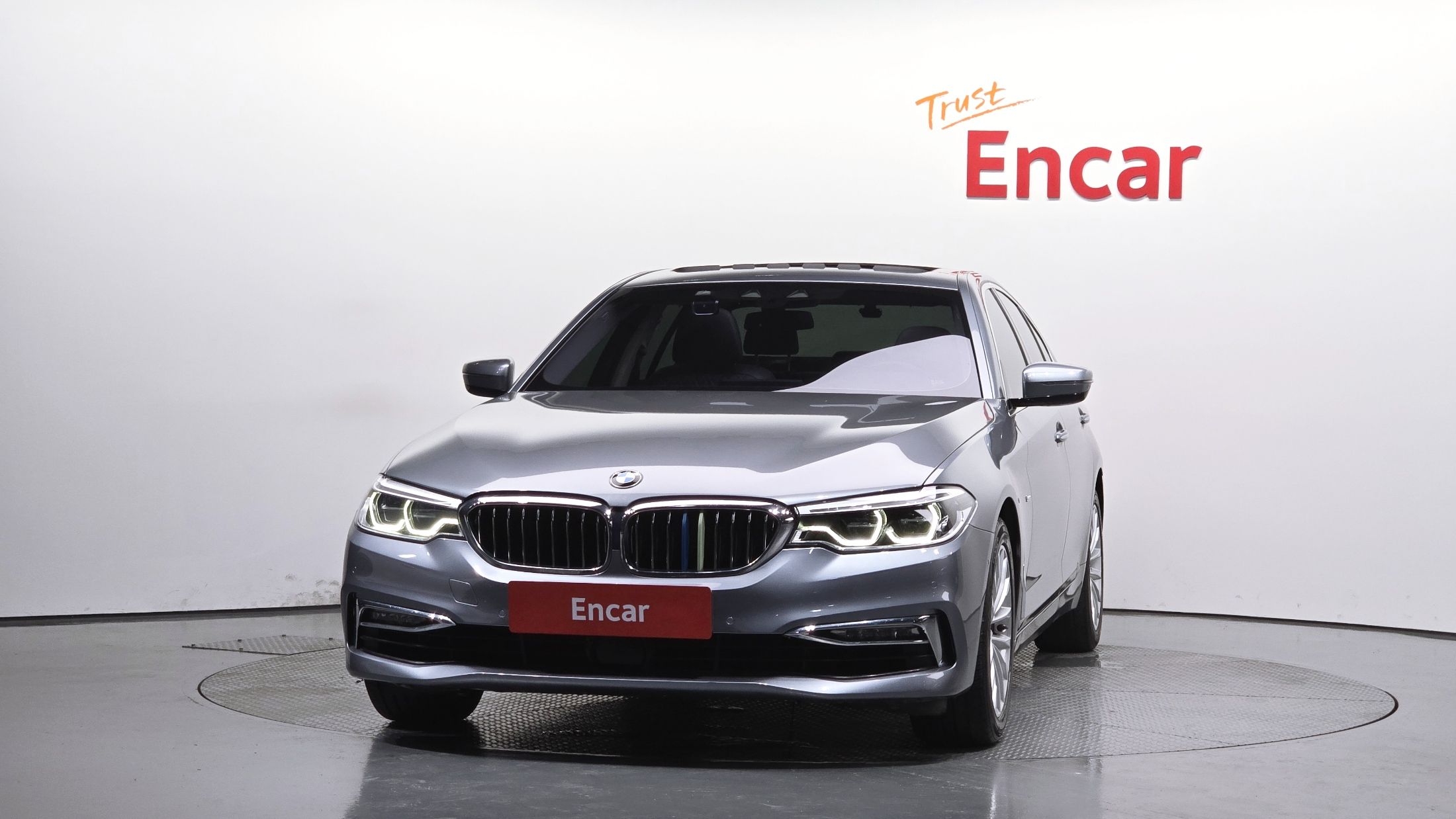 BMW 5-SERIES G30 2018