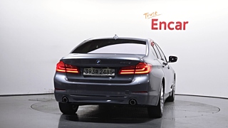 BMW 5-SERIES G30 2018